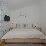 Adela Apartment