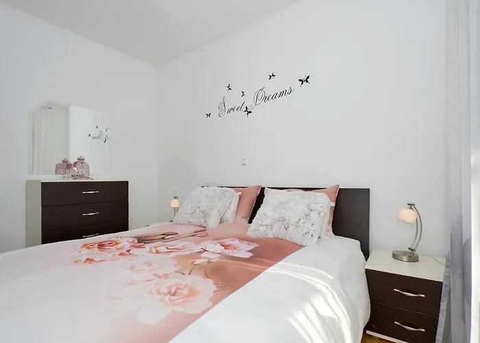 Adela Apartamento Solin